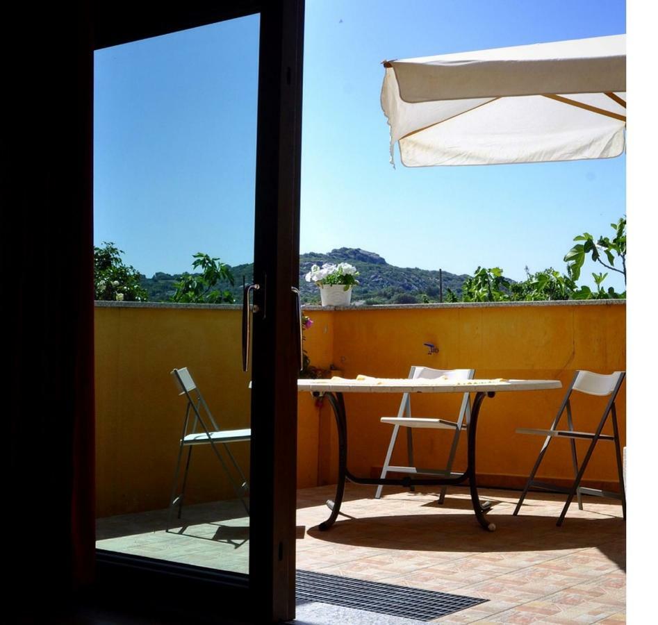 Casa Duminicheddha, Mare E Relax In Gallura Bassacutena Exterior photo